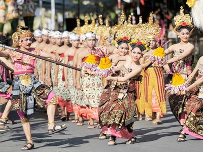 Bali Art Festival (Pesta Kesenian Bali)